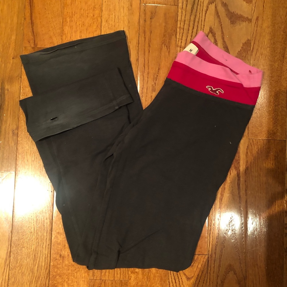 Hollister Size Medium Leggings straight leg